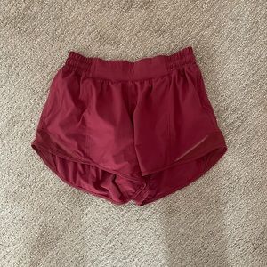 Lululemon Hotty Hot Shorts 4”